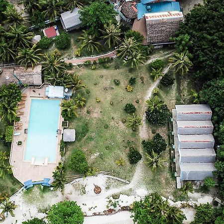 Thresher Cove Dive Resort Pulau Malapascua Bagian luar foto