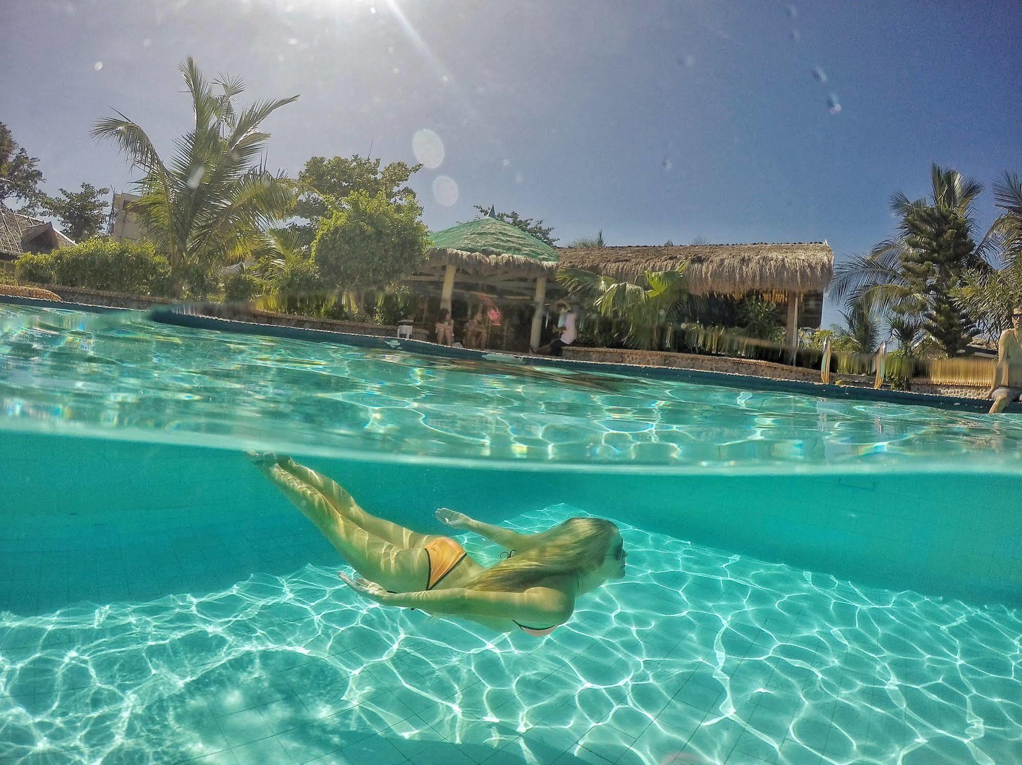 Thresher Cove Dive Resort Pulau Malapascua Bagian luar foto