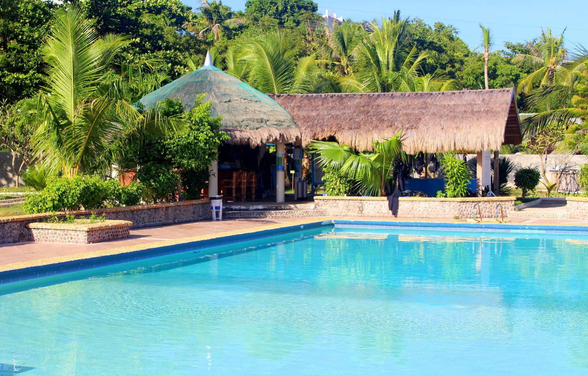 Thresher Cove Dive Resort Pulau Malapascua Bagian luar foto